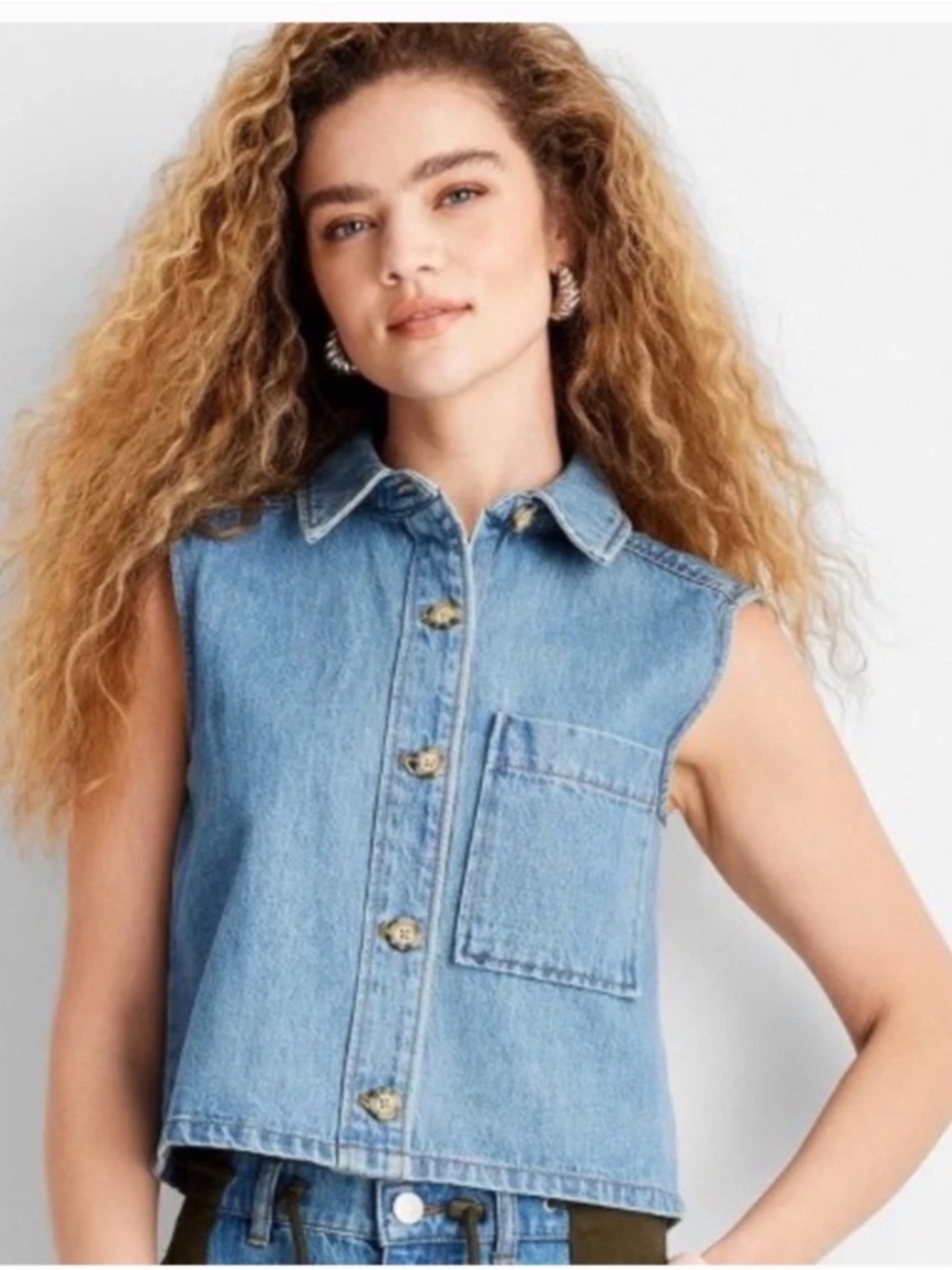 Sleeveless Light Wash Denim Button-Up Crop Top